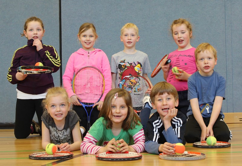 2016_04_16_Schnuppertennis_IMG_3691_klein_800x549.jpg